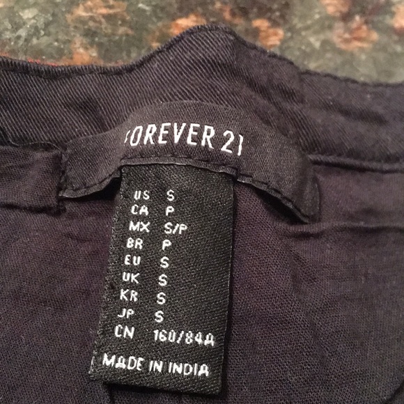 Forever 21 NWT Woven Embroidery Shorts - Picture 3 of 7